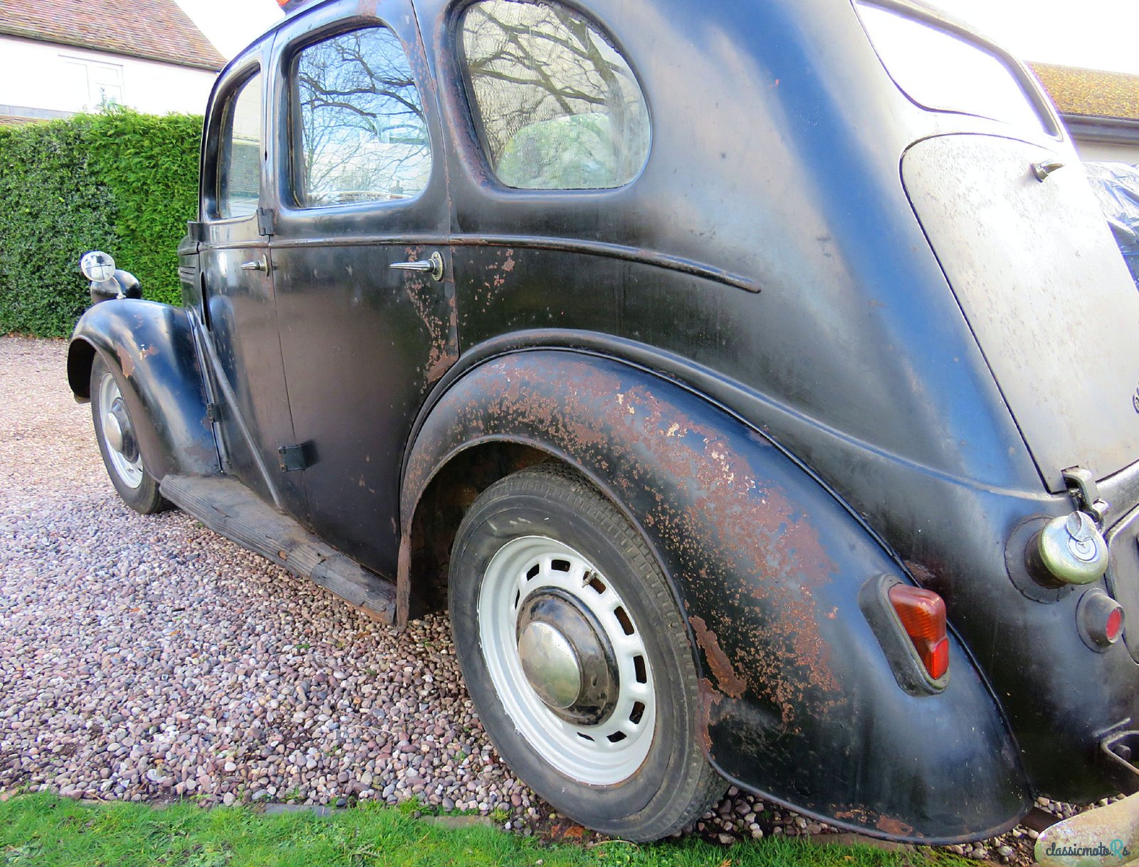 1948' Ford Prefect photo #5