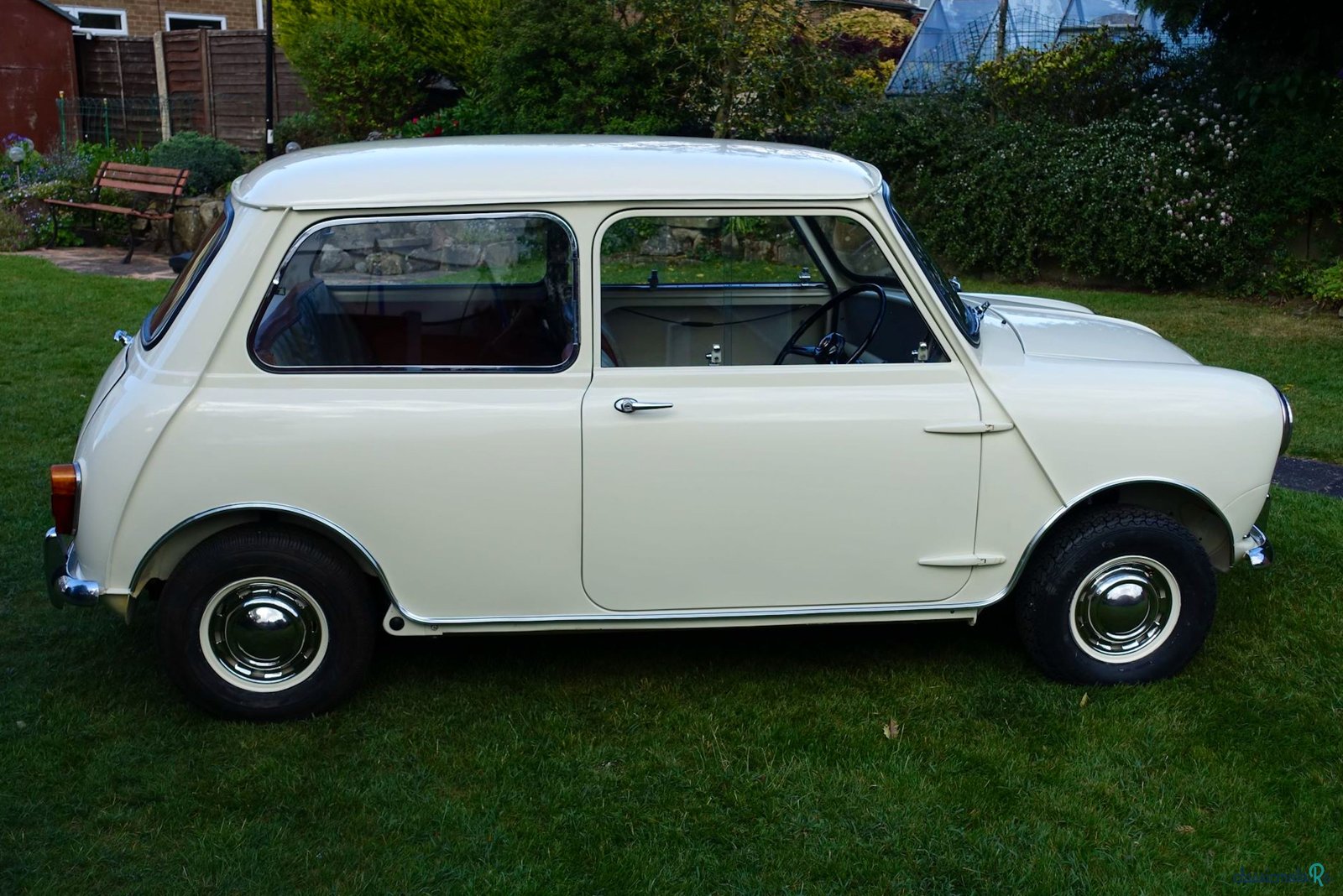 1960' Morris Mini photo #3