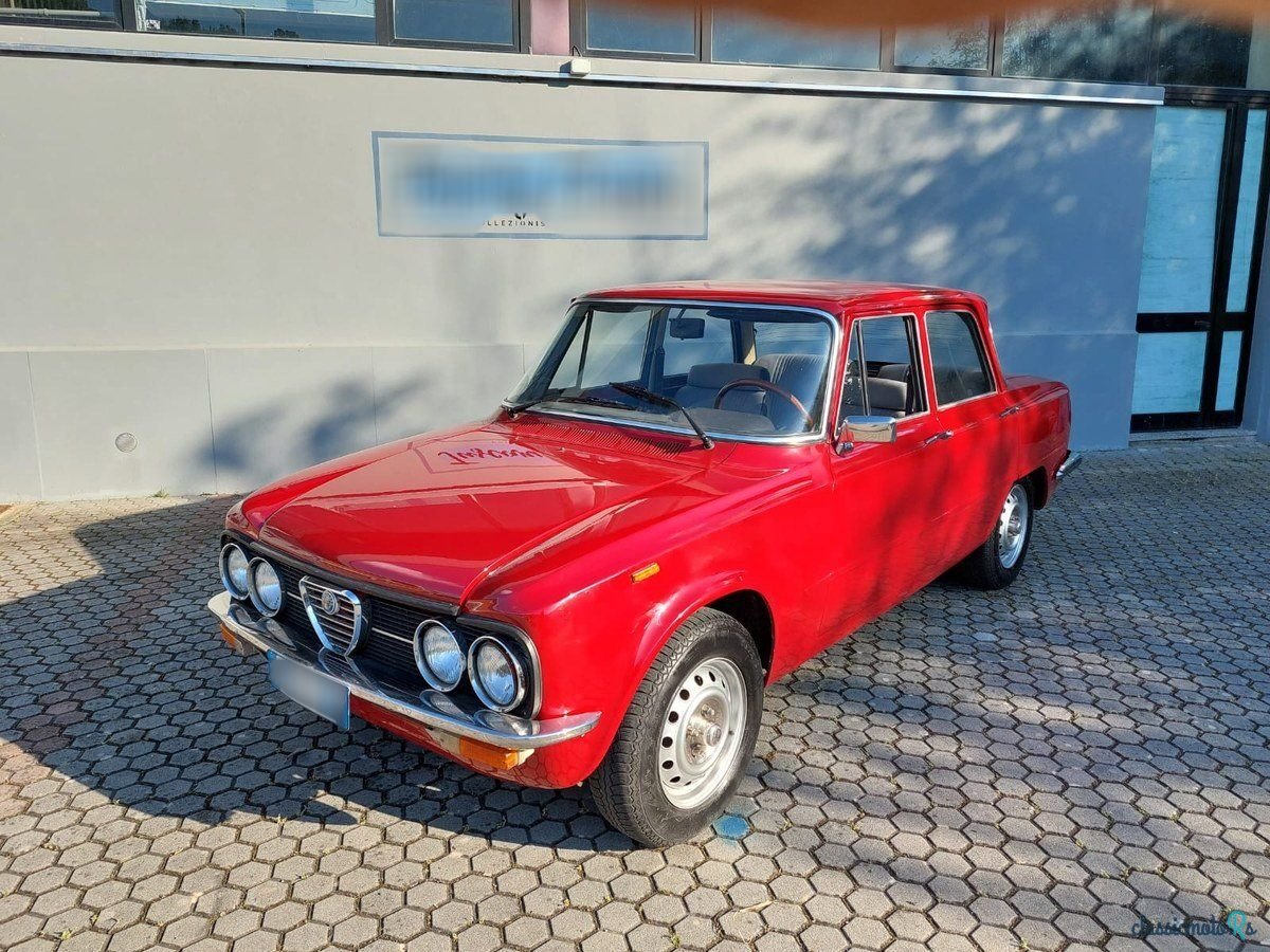 1975' Alfa Romeo Giulia photo #3