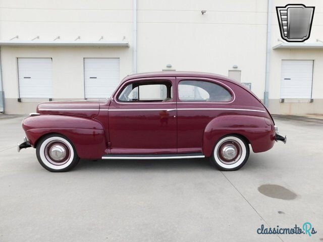 1941' Ford Super Deluxe photo #5