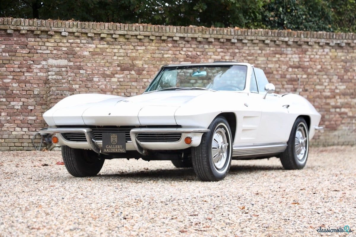 1964' Chevrolet Corvette photo #1