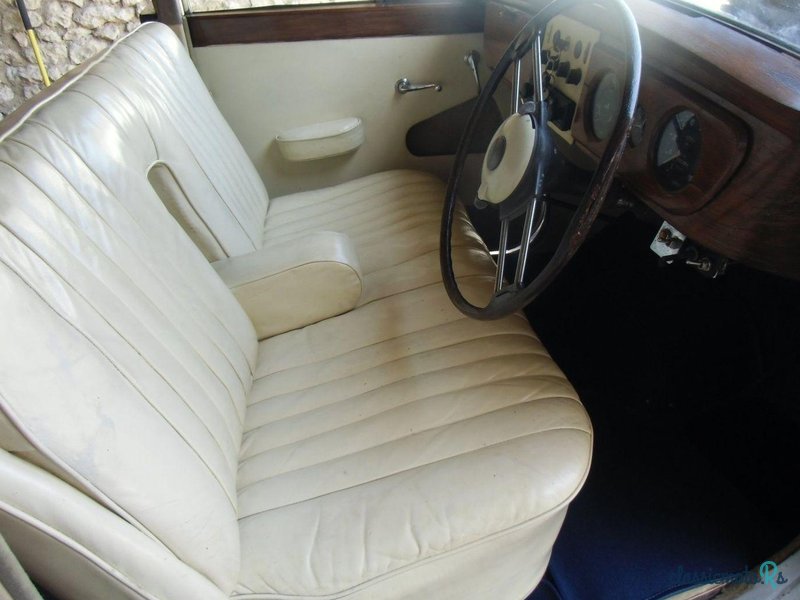1952' Armstrong-Siddeley Whitley photo #1