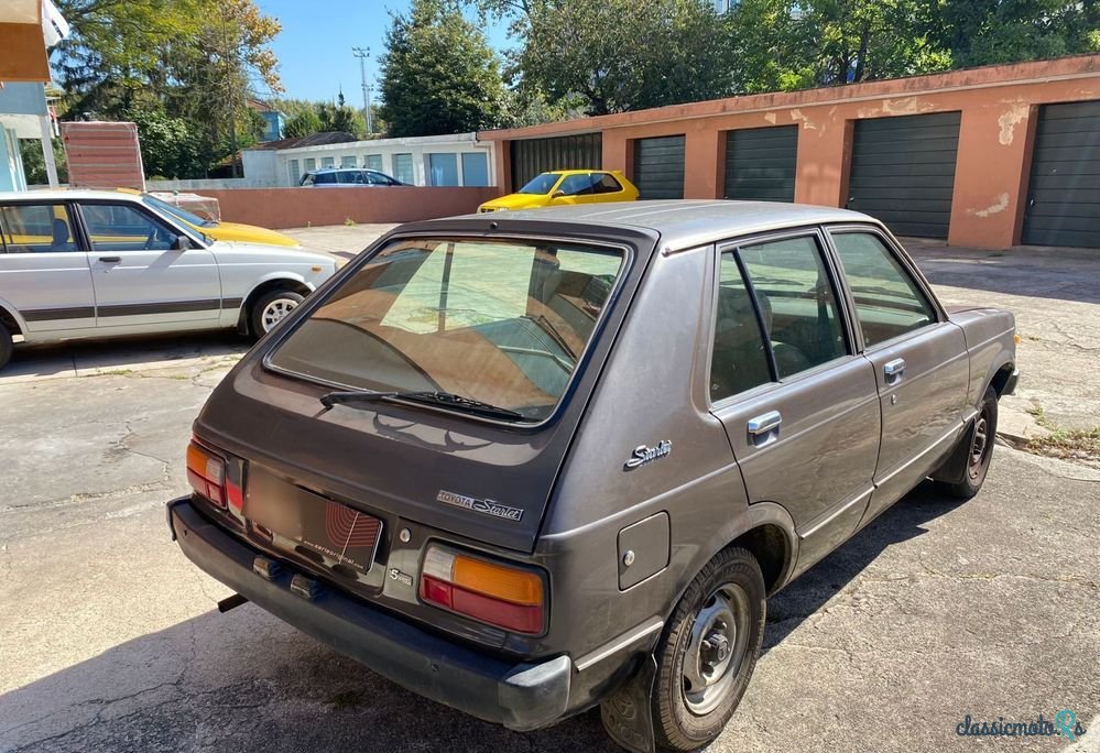 1980' Toyota Starlet photo #6