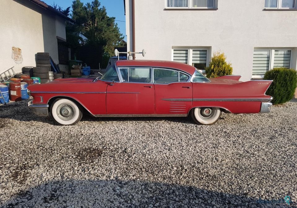 1958' Cadillac Deville photo #5