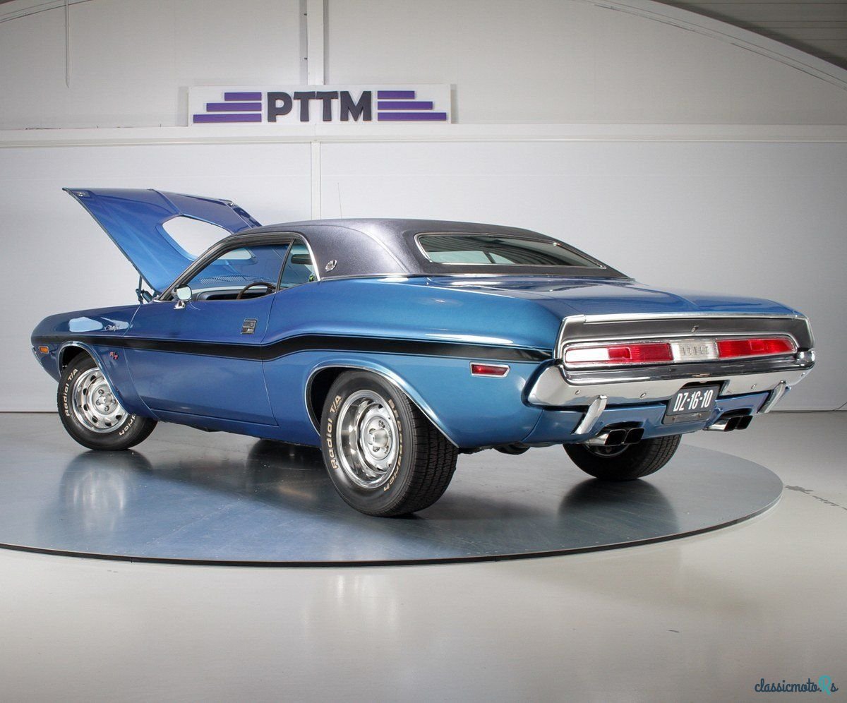 1970' Dodge Challenger photo #5