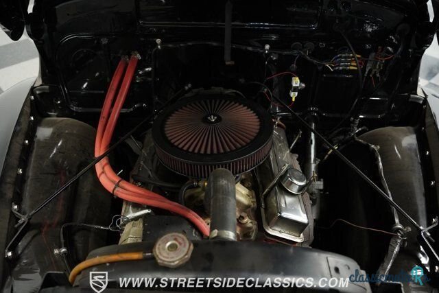 1952' Chevrolet 3100 photo #2