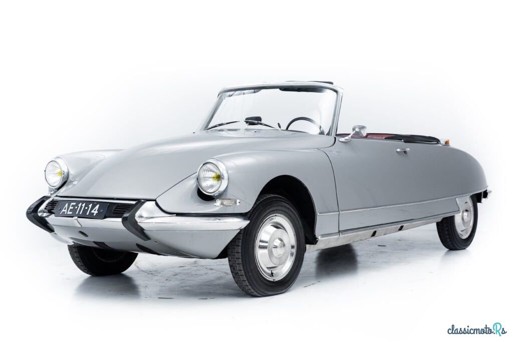 1963' Citroen DS photo #3