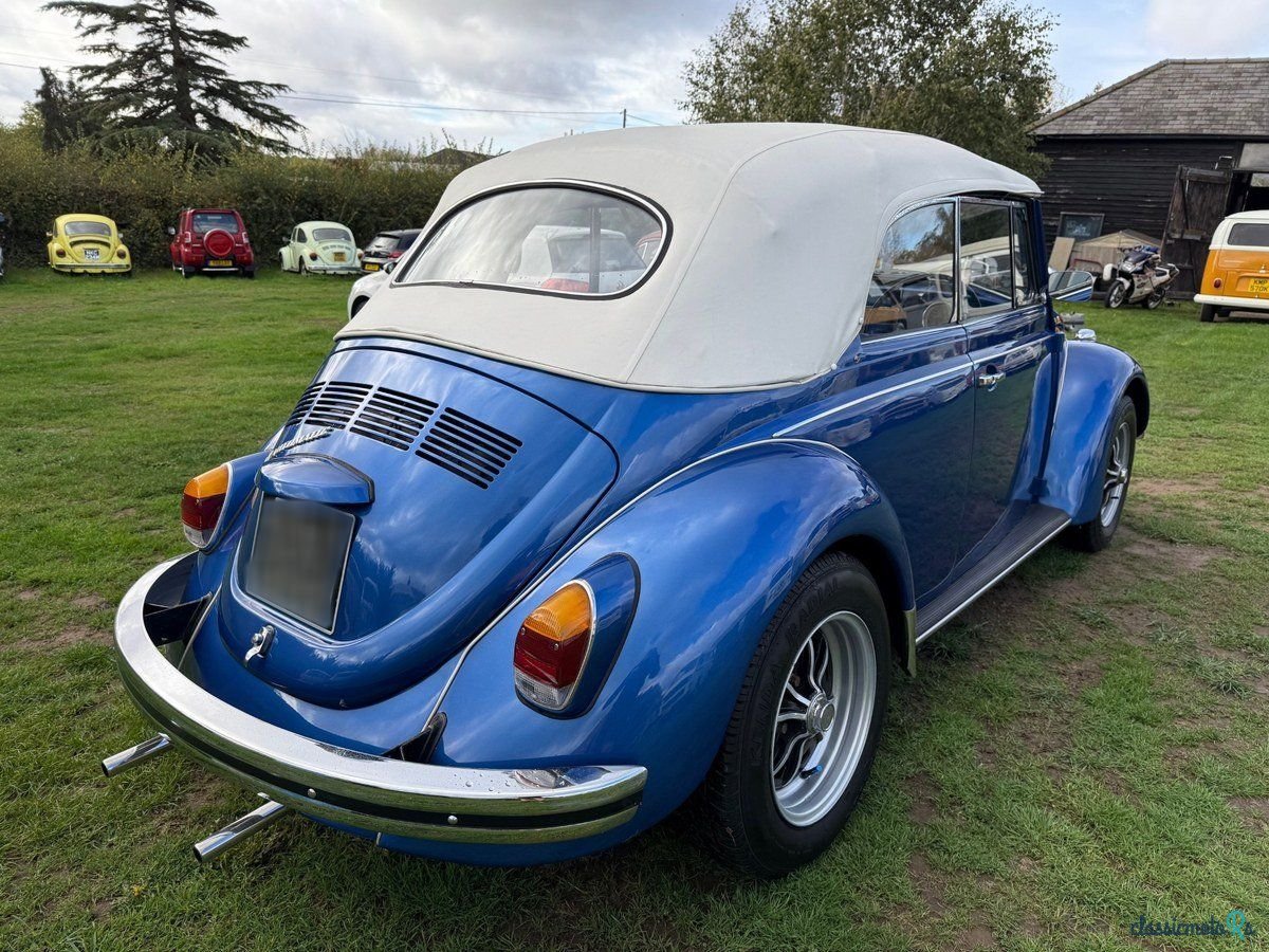 1970' Volkswagen Beetle photo #4
