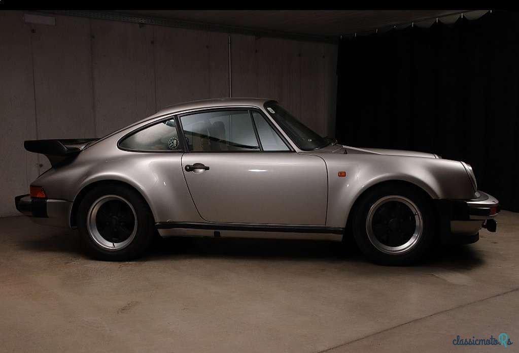 1980' Porsche 911 photo #2