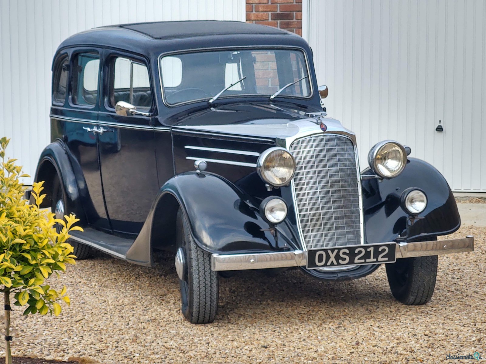 1935' Vauxhall 14 Dx Light Six photo #1