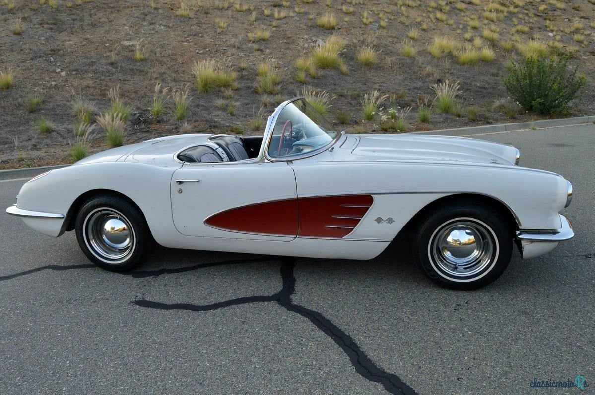 1959' Chevrolet Corvette photo #2