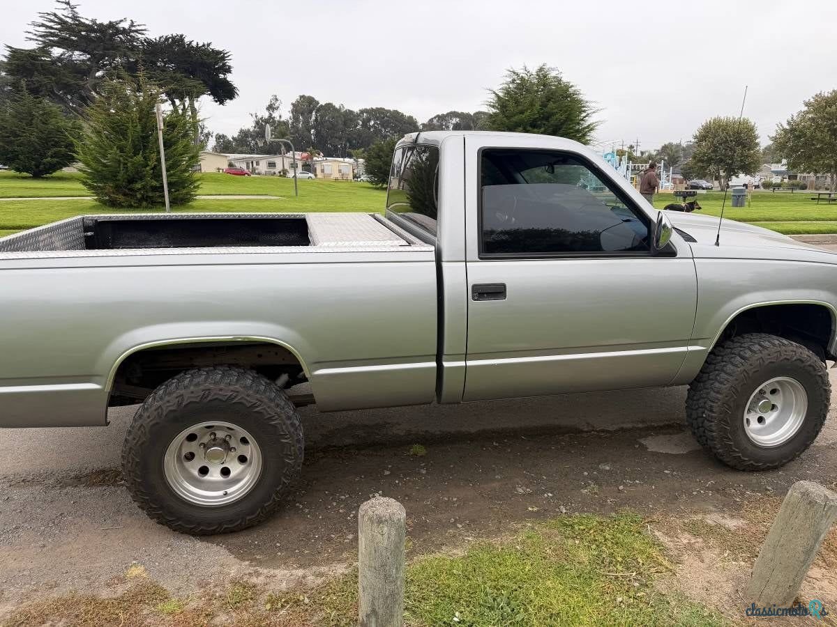 1989' Chevrolet 150 photo #5