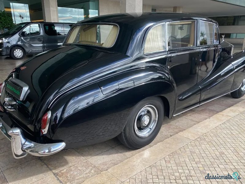 1957' Rolls-Royce Silver Wraith photo #6
