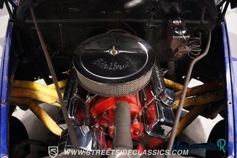 1940' Chevrolet Master Deluxe photo #3