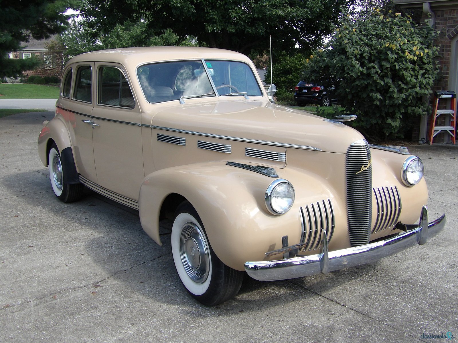 1940' LaSalle Series 50 photo #3