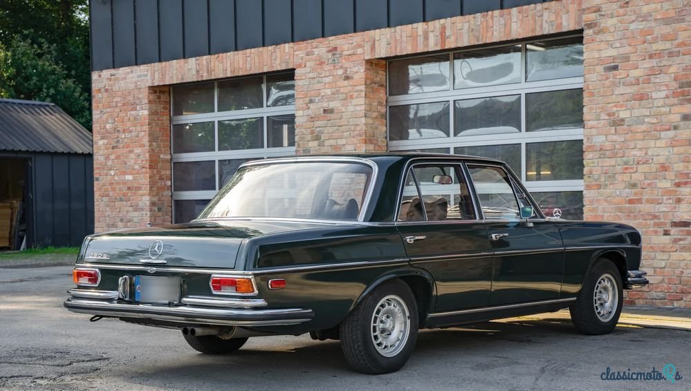 1971' Mercedes-Benz 280 photo #2