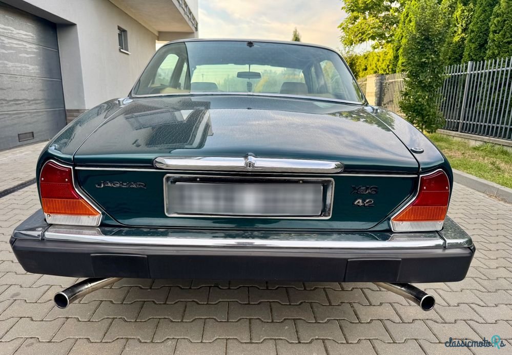 1980' Jaguar XJ photo #5