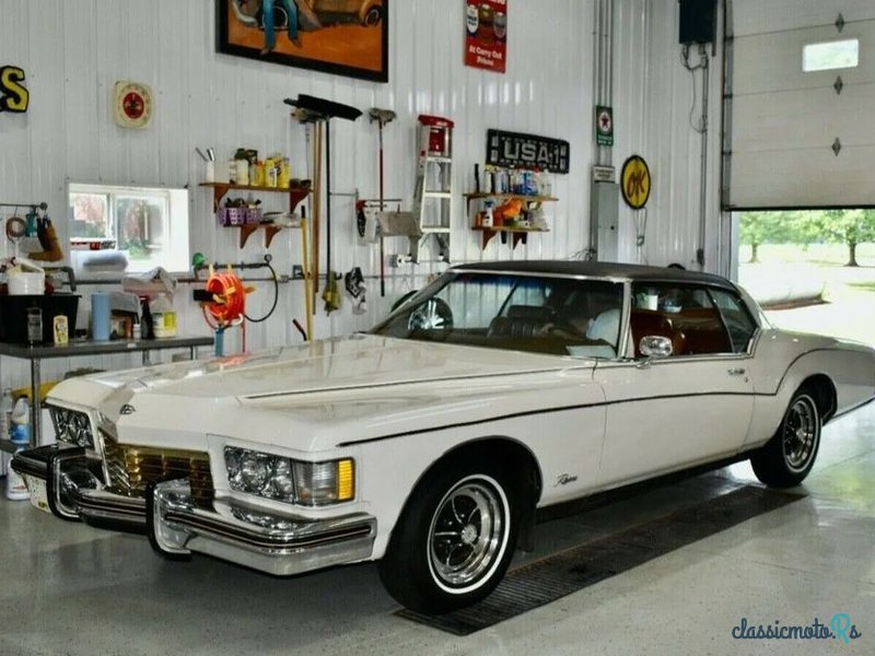 1973' Buick Riviera photo #2
