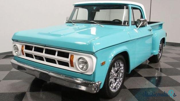 1971' Dodge D/W Truck photo #4