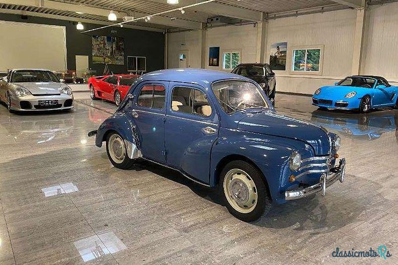 1957' Renault 4CV photo #1