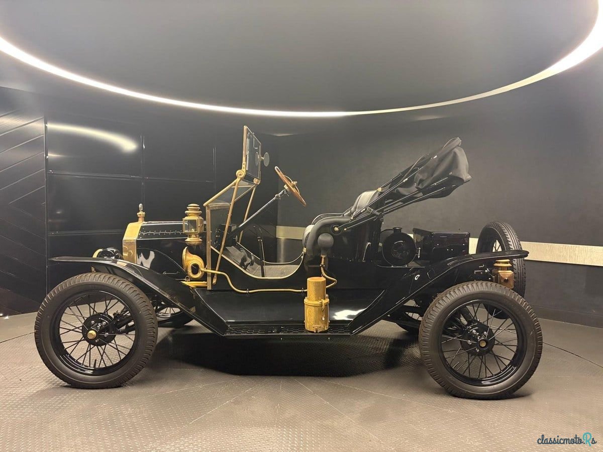 1920' Ford Model T photo #2