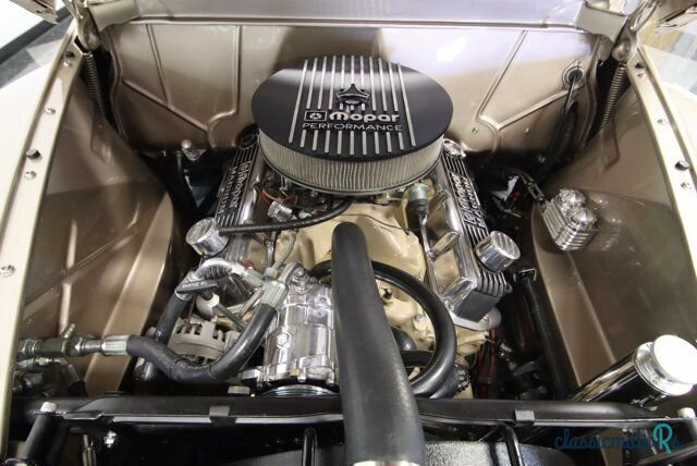 1948' Plymouth Deluxe photo #2