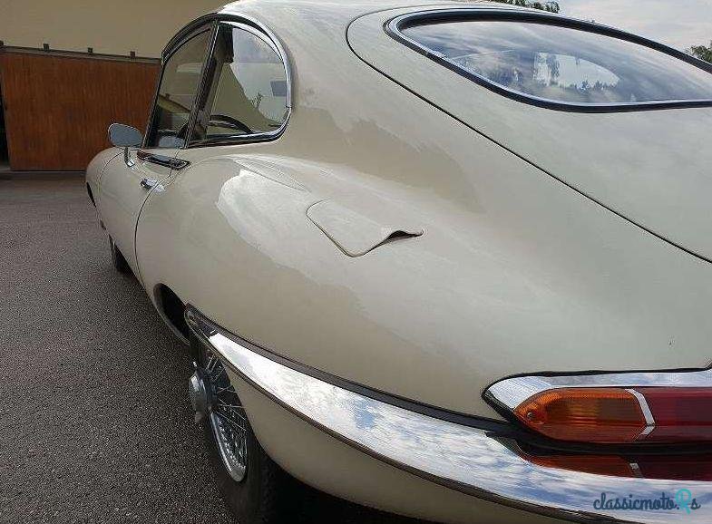 1968' Jaguar E-Type photo #2