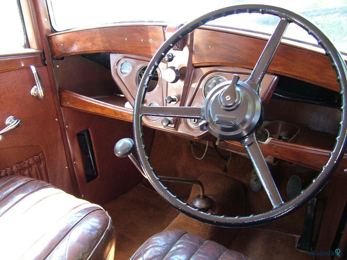 1934' Standard Ten photo #1