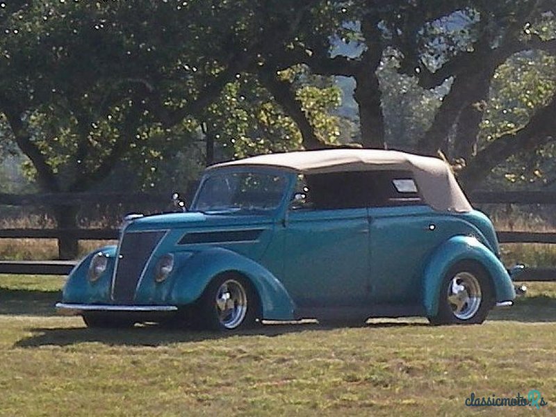 1937' Ford photo #4