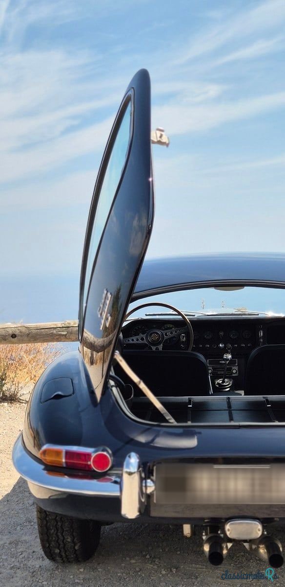 1966' Jaguar E-Type photo #2