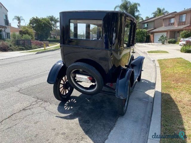 1924' Ford Model T photo #2