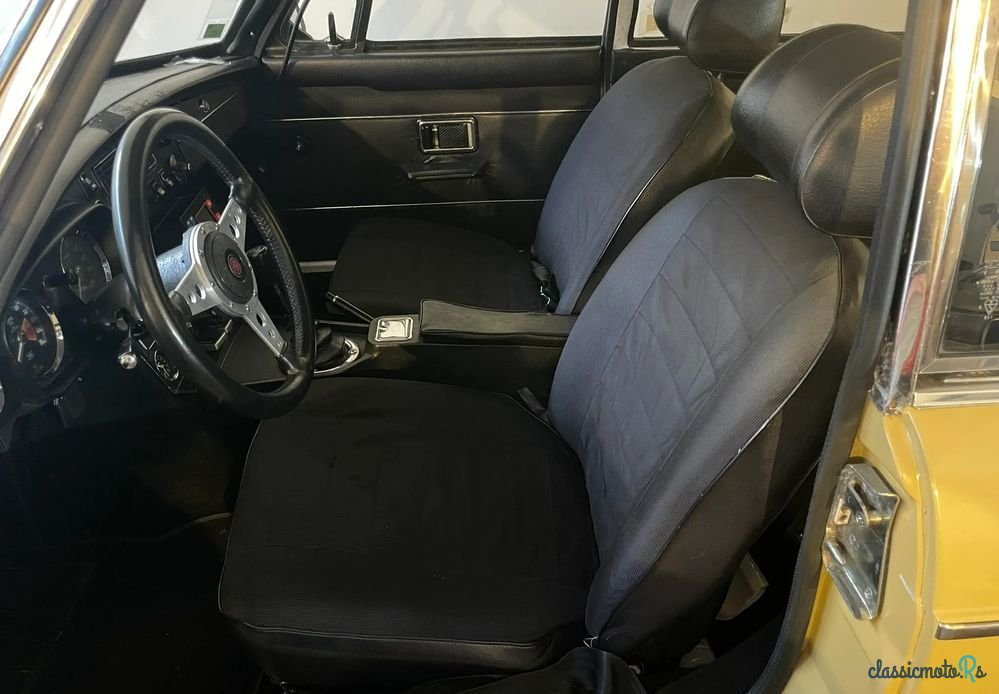 1973' MG MGB photo #5