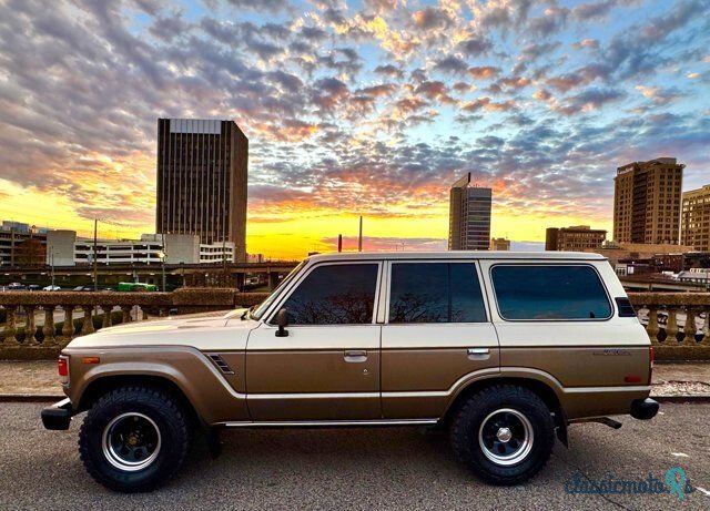 1987' Toyota Land Cruiser photo #4