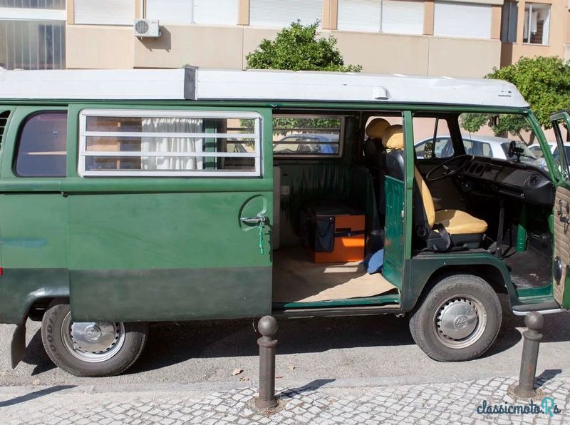 1968' Volkswagen Type 2 photo #4