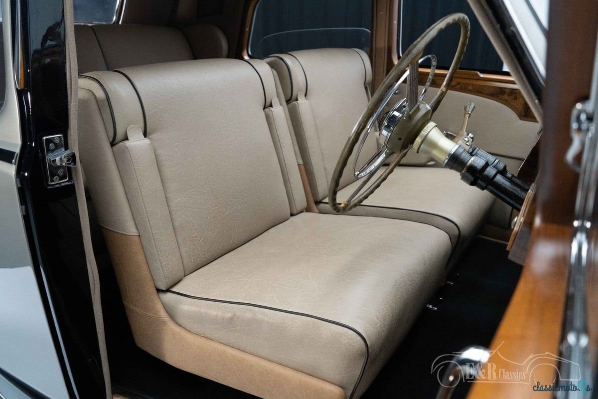 1951' Austin Sheerline photo #5