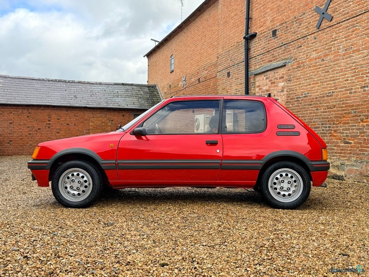 1988' Peugeot 205 photo #6