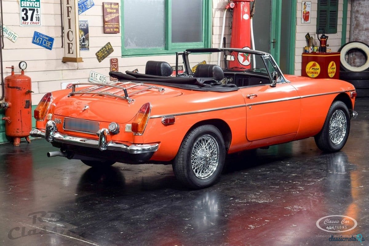 1980' MG Roadster photo #5