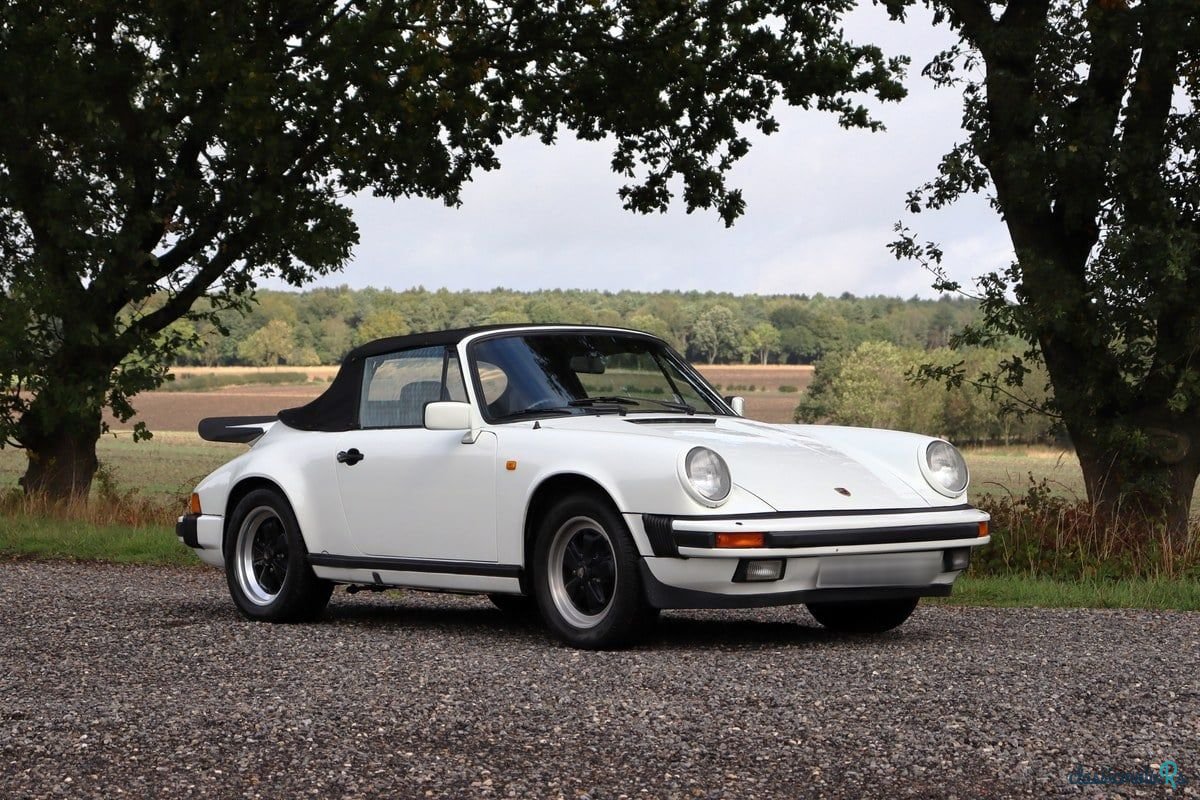 1983' Porsche 911 photo #2