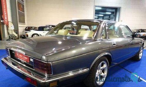 1989' Jaguar Xj40 photo #4