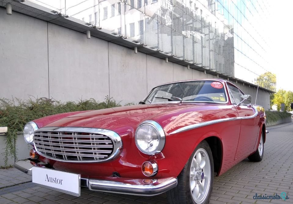 1965' Volvo P1800S photo #2