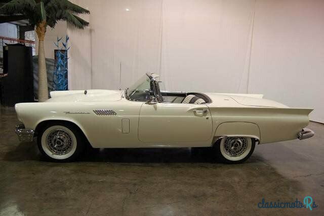 1957' Ford Thunderbird photo #4