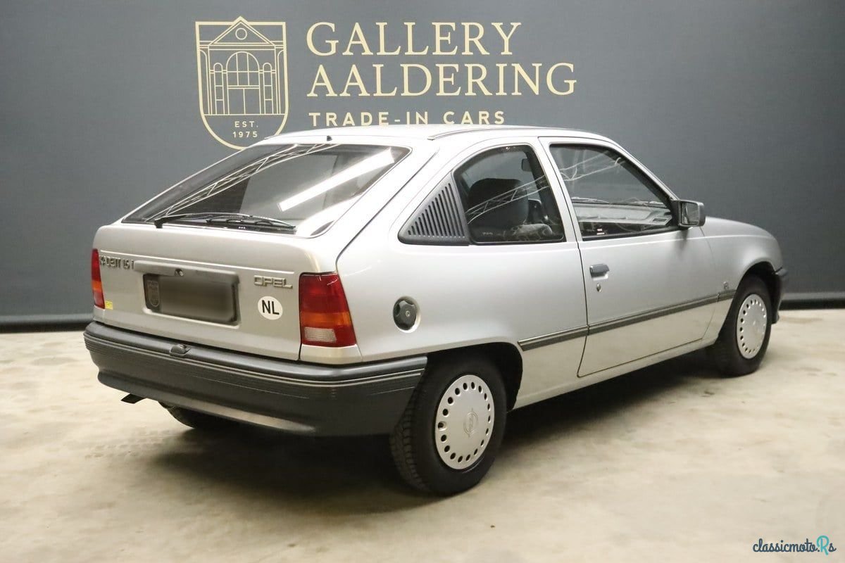 1988' Opel Kadett photo #2
