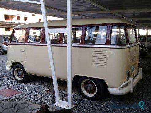 1975' Volkswagen Camper photo #1