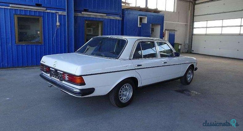 1977' Mercedes-Benz E-Klasse photo #3