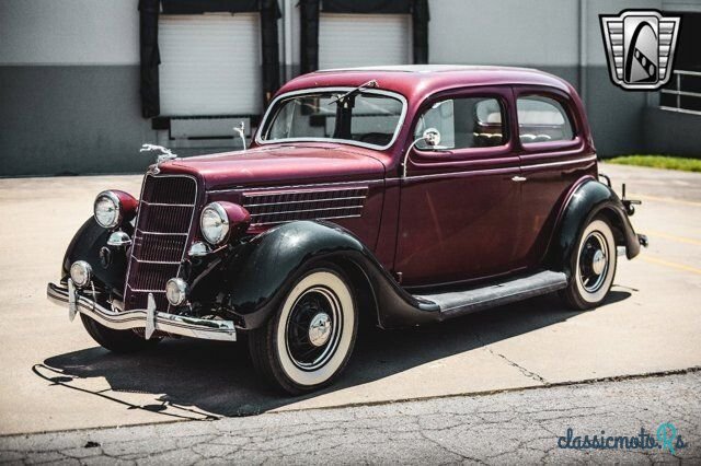 1935' Ford photo #4