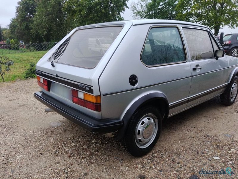 1980' Volkswagen Golf 1.1 L photo #3