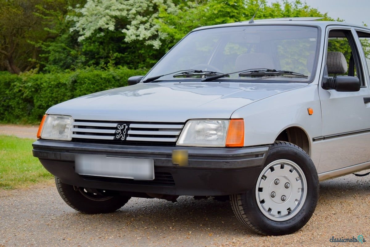 1990' Peugeot 205 photo #2