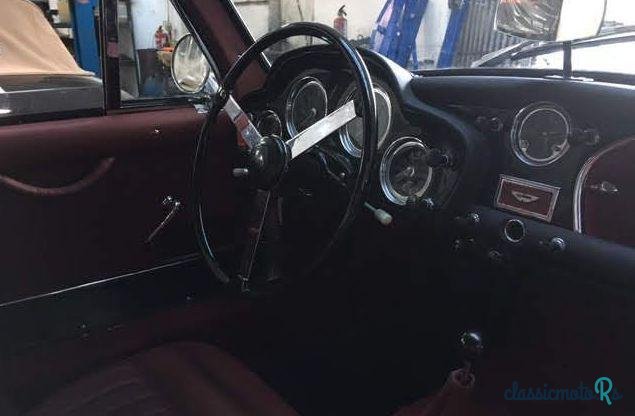 1957' Aston Martin Db 2/4 Mark Iii Saloon photo #1