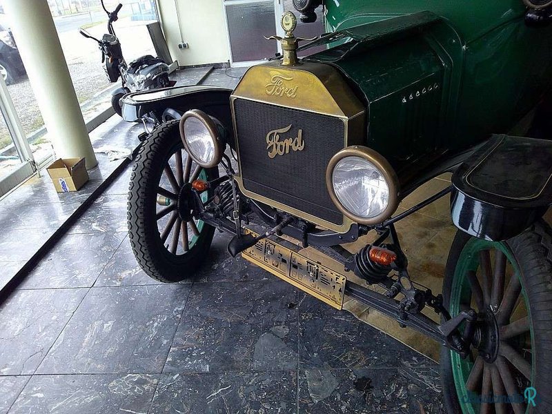 1915' Ford Model T photo #3