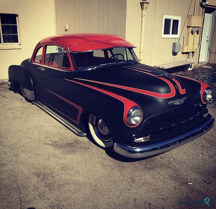 1952' Chevrolet photo #2